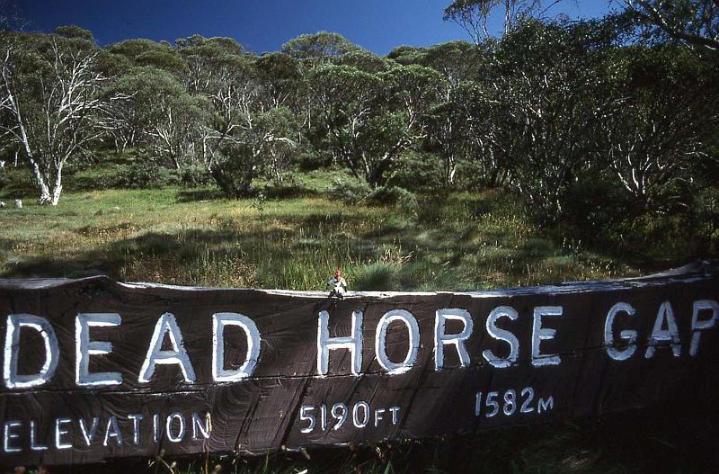 WT 0400 066-12 Australia.jpg